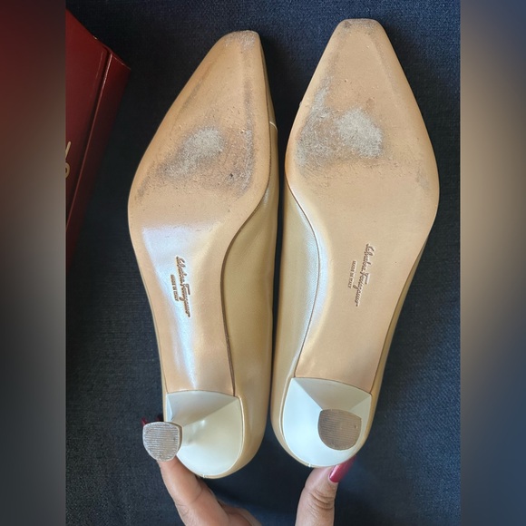 Vintage Ferragamo Designer Kitten Heels - Picture 5 of 8